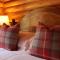 Bunnahahbain - Two Bedroom Luxury Log Cabin with Private Hot Tub