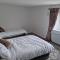 3 bedroom house-Ellesmere Port - Ellesmere Port