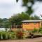 Sumners Ponds Fishery & Campsite - Horsham