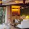 Naatooh Guest Houses