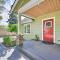 Family-Friendly Kirkland Home about 1 Mi to Downtown