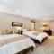 Port Angeles City View Loft