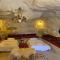 7 Caves Hotel