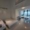 Sunrise Gurney Premium Suite - Gurney Drive