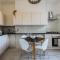 Luxury, very central and spacious house