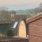 Hedgehog Glamping Pod School House Farm - Leighton