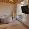 Aprosmeno Jacuzzi House 4