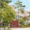 LikeU Guest house