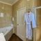 Castlereagh Lodge Motel