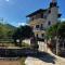 Thalatta and Oros Traditional Villa