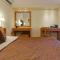 Hotel Serenity Tolo