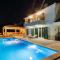 Secluded house - guaranteed privacy - heated pool