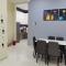 My Homestay Sitiawan - Astronaut Space House 8 Pax