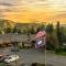 Flying Saddle Resort and Steak House - ألباين