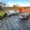 NomiHomes-Otis House-Free Parking x 2-Central -10ppl
