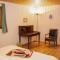 Guesthouse La Moliere, 3 bedrooms, private house, horse farm, full nature