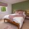 Calm Scottish Country Escape with Hot Tub Sleeps 6 - إينفيرنيس