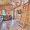 Charming Houghton Lake Cottage with Backyard!