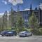 Ski Shuttle and Pool Modern Silverthorne Condo! - Silverthorne