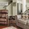 Alaskan Suites