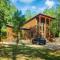 Broken Bow Cabin with Hot Tub and Outdoor Fireplace! - Broken Bow