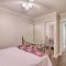Oxford Condo about 1 Mi to Ole Miss and The Grove!