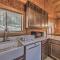 Peaceful and Private Cloudcroft Cabin with Deck! - كلاودكروفت