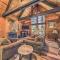 Peaceful and Private Cloudcroft Cabin with Deck! - كلاودكروفت