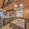 Peaceful and Private Cloudcroft Cabin with Deck! - كلاودكروفت