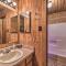 Peaceful and Private Cloudcroft Cabin with Deck!