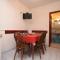 Apartments by the sea Vrboska (Hvar) - 8748