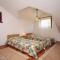 Apartments by the sea Vrboska (Hvar) - 8748
