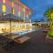 HARRIS Hotel and Conventions Denpasar Bali