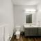 Sleepover 1BD 1BA Des Moines Apartments - دي موين