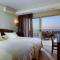 Macaris Suites & Spa