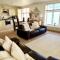 Shore Thing Beachfront Apartment Ramsgate - Sleeps 4 - Ramsgate