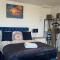 Bv Cosy Studio Eleven At Deighton Huddersfield