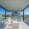 Beachfront Luxury Villa Glory