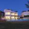 Beachfront Luxury Villa Glory