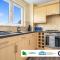 THE TOWNHOUSE, 4 Rooms Large Beds with TV's, Poker Table, Fully Equipped, Easy Ring-Road Access, Parking, WiFi, VAT and Long Stay and REDUCED PRICE GAURANTEED Only at SUNRISE SHORT LETS - Dundee