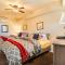 A LIVING CANVAS Amazing Lake View Custom Home - Julian