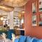 Hôtel Chromatics & Restaurant Hill Club by HappyCulture