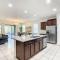 Family Retreat, 6 Bedroom House with Private Pool at Solterra Resort