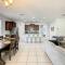 Family Retreat, 6 Bedroom House with Private Pool at Solterra Resort