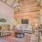 Charming Higden Cabin Near Greers Ferry Lake!