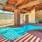 Near Parks and Golf Gilbert Townhome with Pool Access