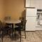 #2 bedroom cozy SUITE, 1 min walk to the beach #