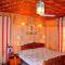 Golden Flower Heritage Houseboat - Srinagar