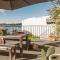 Bay Breeze Boutique Accommodation