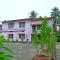 GiriDarshini Homestay - Pool, Falls, 3BH, Home Food & Estate - Chikmagalur